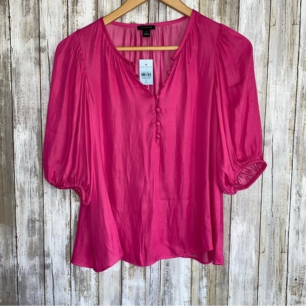 NWT Ann Taylor Pink Button Popover - Picture 2 of 5
